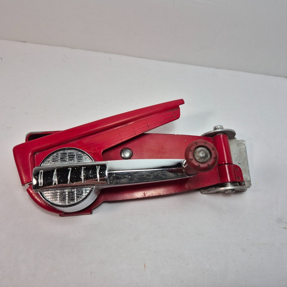 Vintage 1950's Dazey Model 85 Canaramic Deco Red Can Opener Car Window Handle